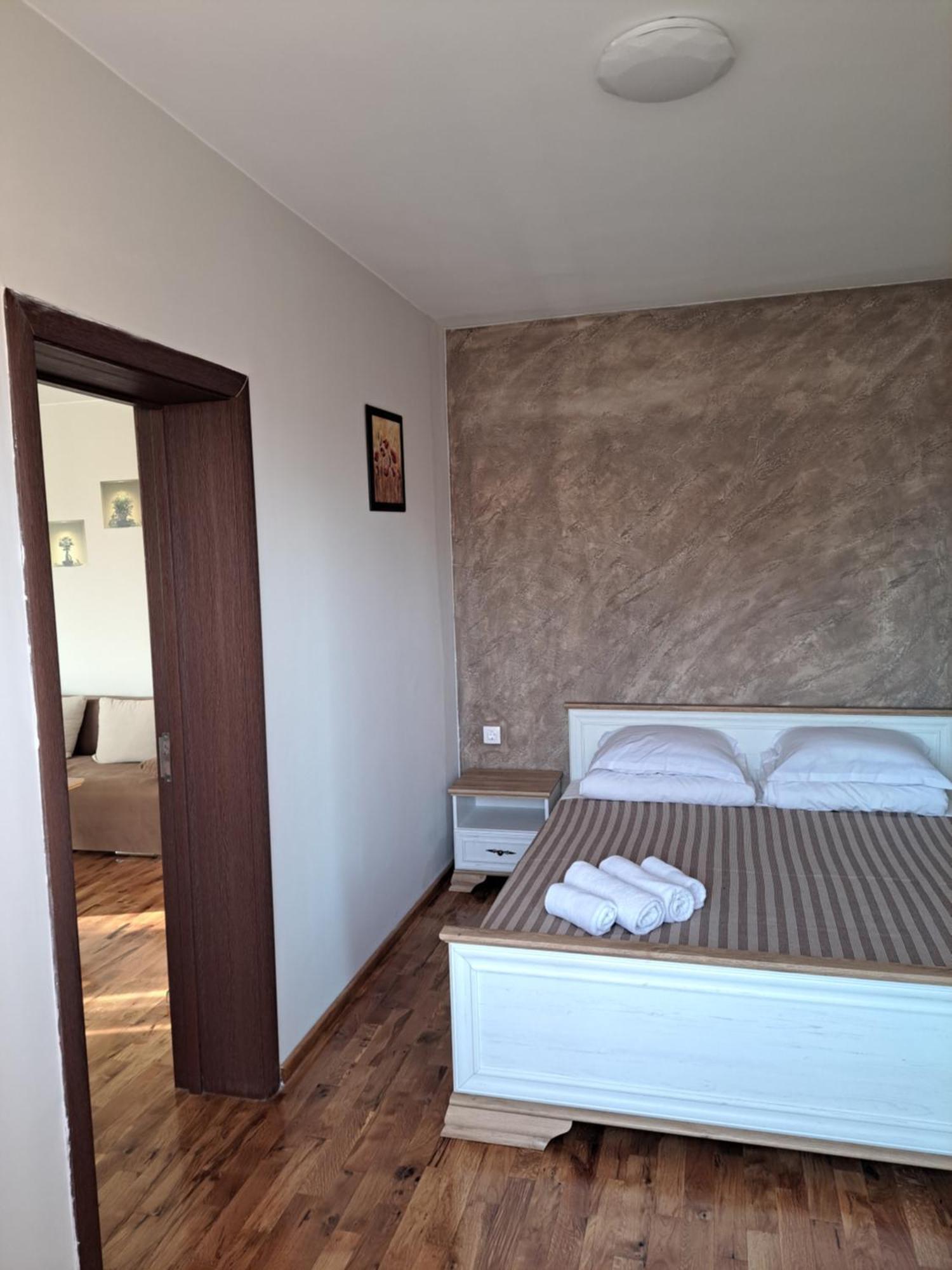 Megi Apartments, Nesebar Sity Exterior foto