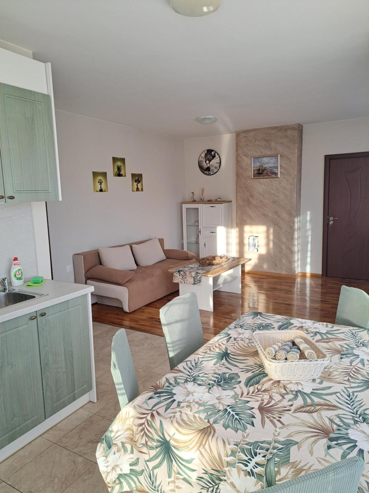 Megi Apartments, Nesebar Sity Exterior foto